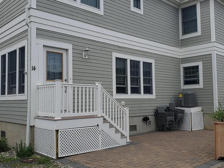 14 W Marion St #15 — Photo 2