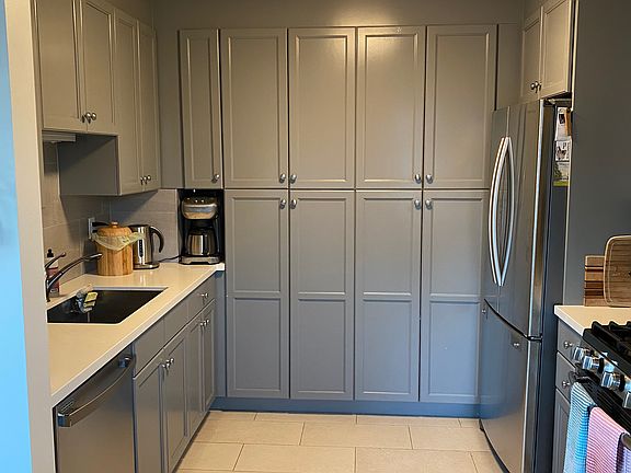 2nd image of 1625 Pacific Ave APT 202