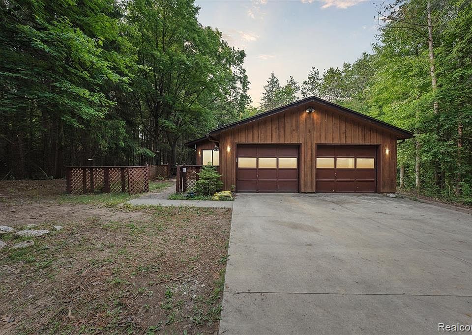 1877 Pierce Rd, Chelsea, MI 48118 Zillow