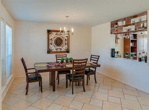 5th image of 13255 Padre Ave