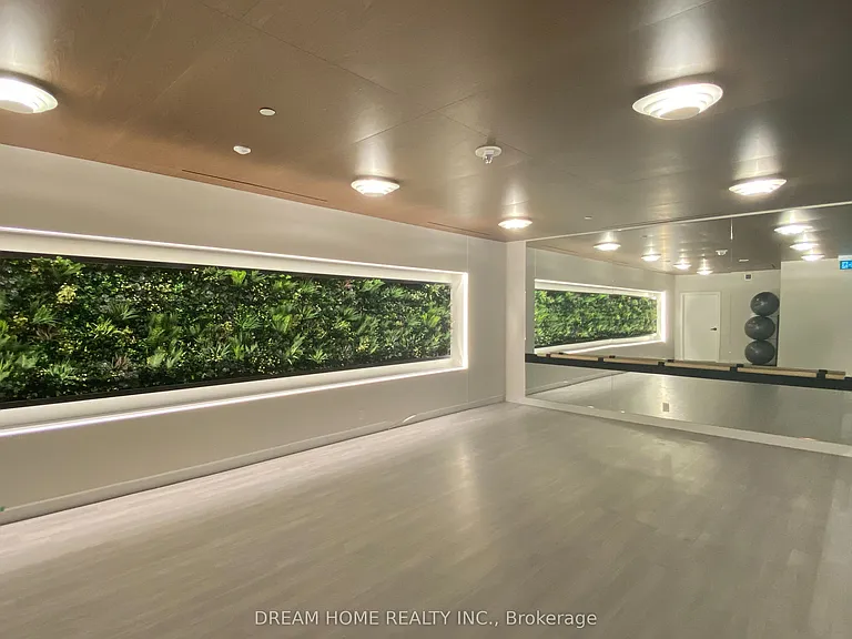 5 Defries St #911 — Photo 23