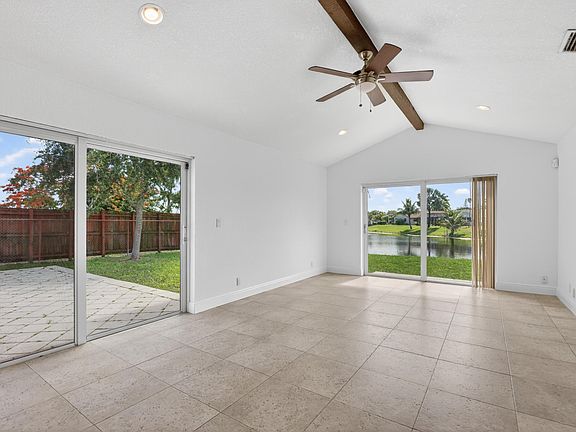 5th image of 1273 SW 25th Avenue