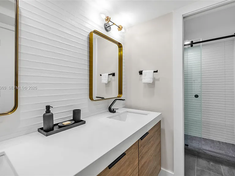 6917 Collins Ave #1404 — Photo 13