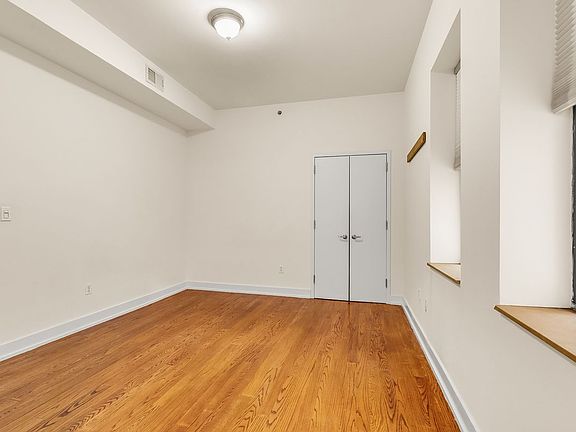 5th image of 159 W 118th St APT 4F