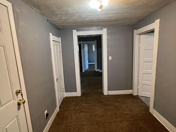 3rd image of 1234 W 21st St #1