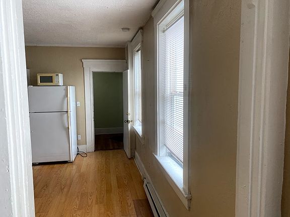 4th image of 2333 W Clifton Ave #B2