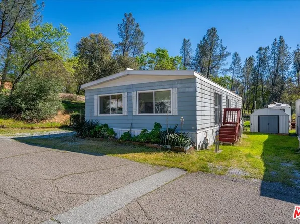 17776 Red Bud Ln APT 12, Shasta Lake, CA 96019