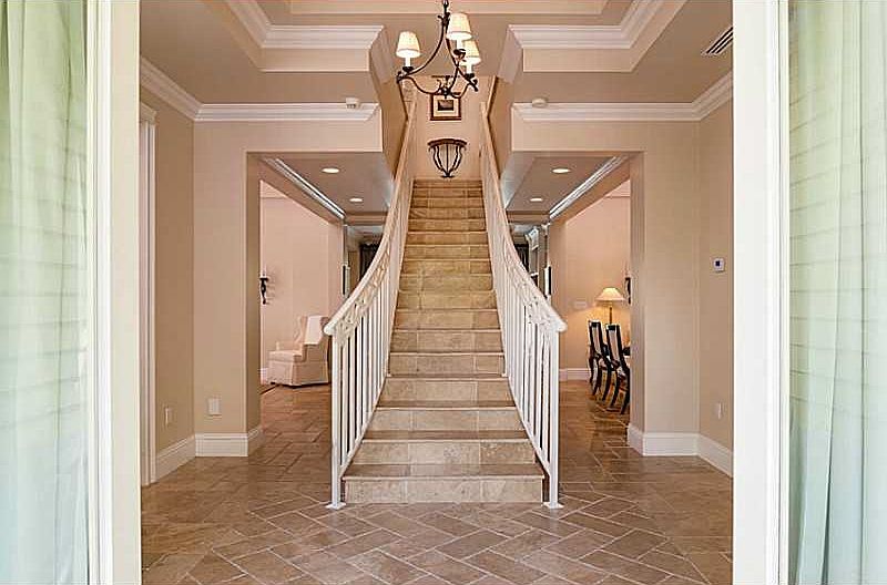 1st image of 3659 Royal Palm Ave