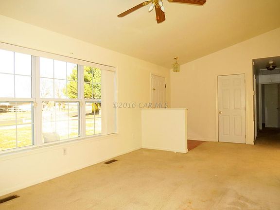 3rd image of 6393 White Cove Dr