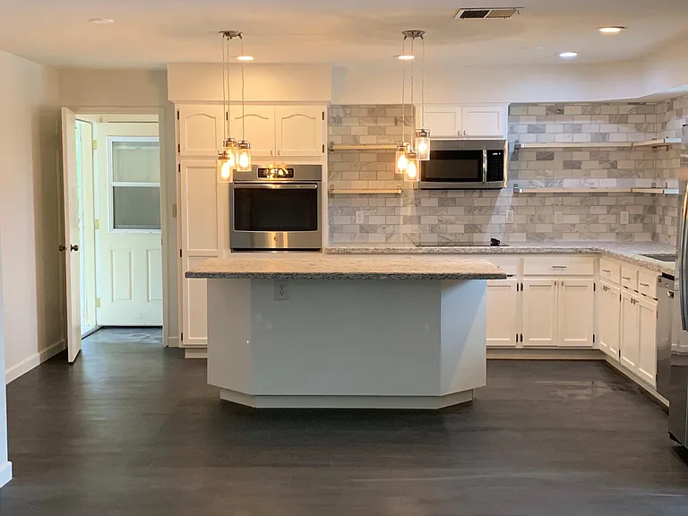 3308 S Mariana Cir — Photo 4