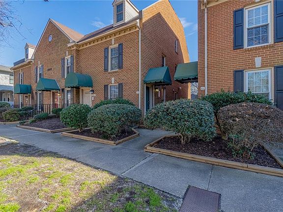 3rd image of 1308 Stockley Gdns APT 103