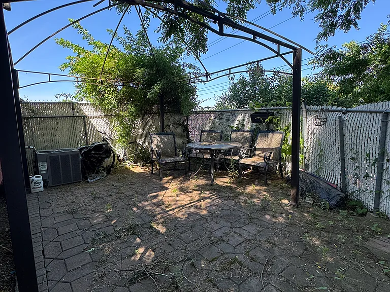 277 Skyline Dr — Photo 25