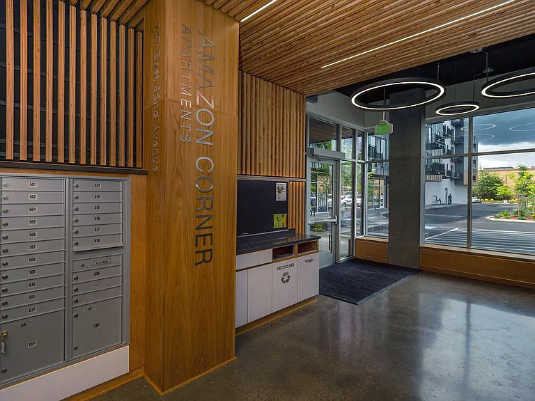 Amazon Corner | Lobby