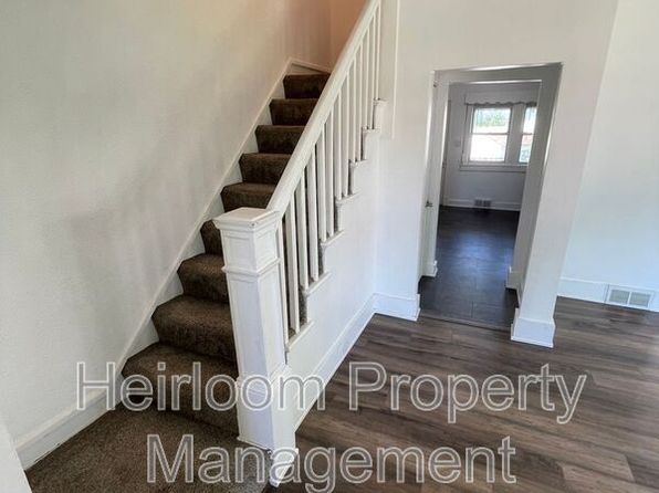 104 Morley Pkwy