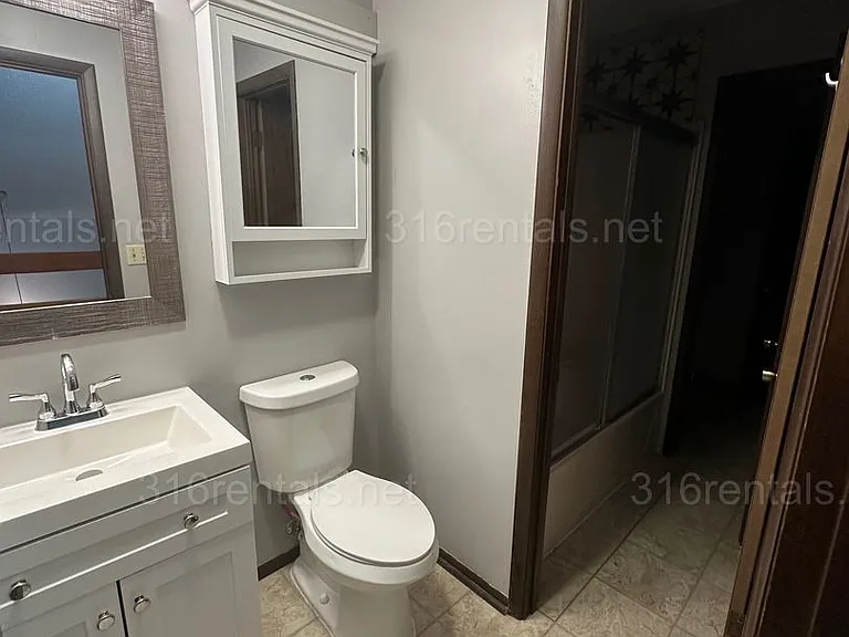 866 N Nims Ave — Photo 18