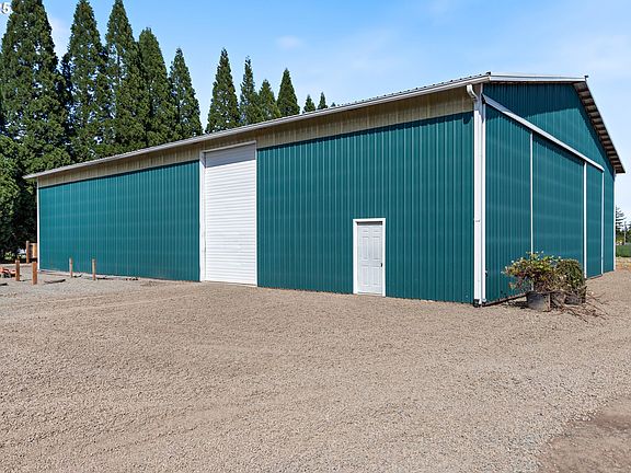 4th image of 21805 Boones Ferry Rd NE