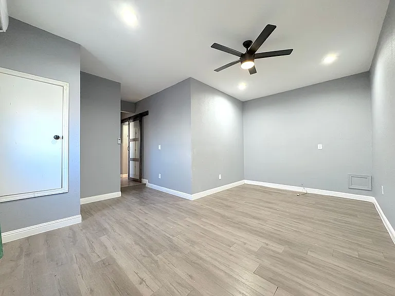 3046 Bariloche Dr — Photo 13