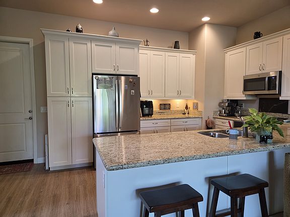 4th image of 1886 Kensington Ct