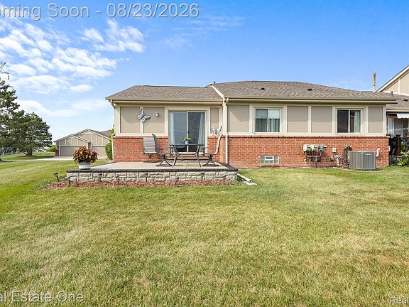 5th image of 18515 Brookside Ln #16