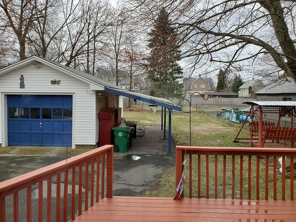 2nd image of 33 Stebbins St