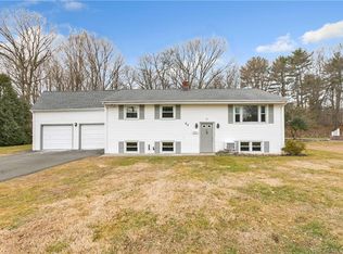 53 Chatfield Dr, Trumbull, CT 06611