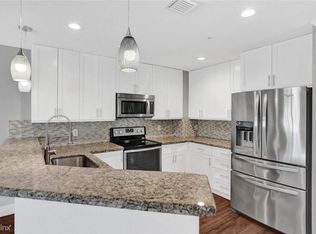 638 SW 1st Ave, Pompano Beach, FL 33060