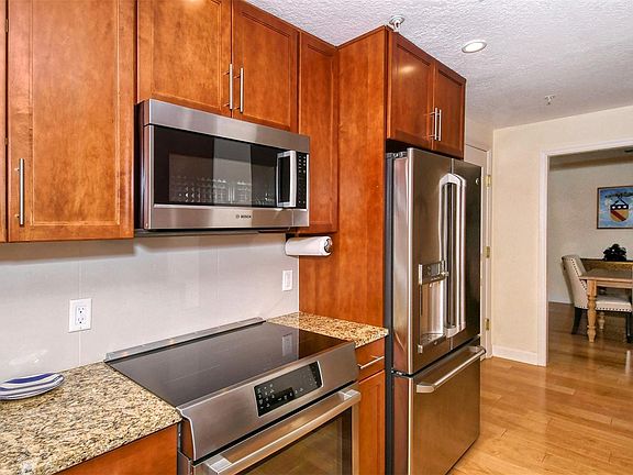 5th image of 750 N Tamiami Trl Unit 704