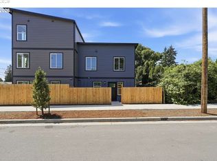2701 SE 85th Ave #B, Portland, OR 97266