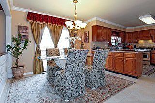 Kitchen / Breakfast Room