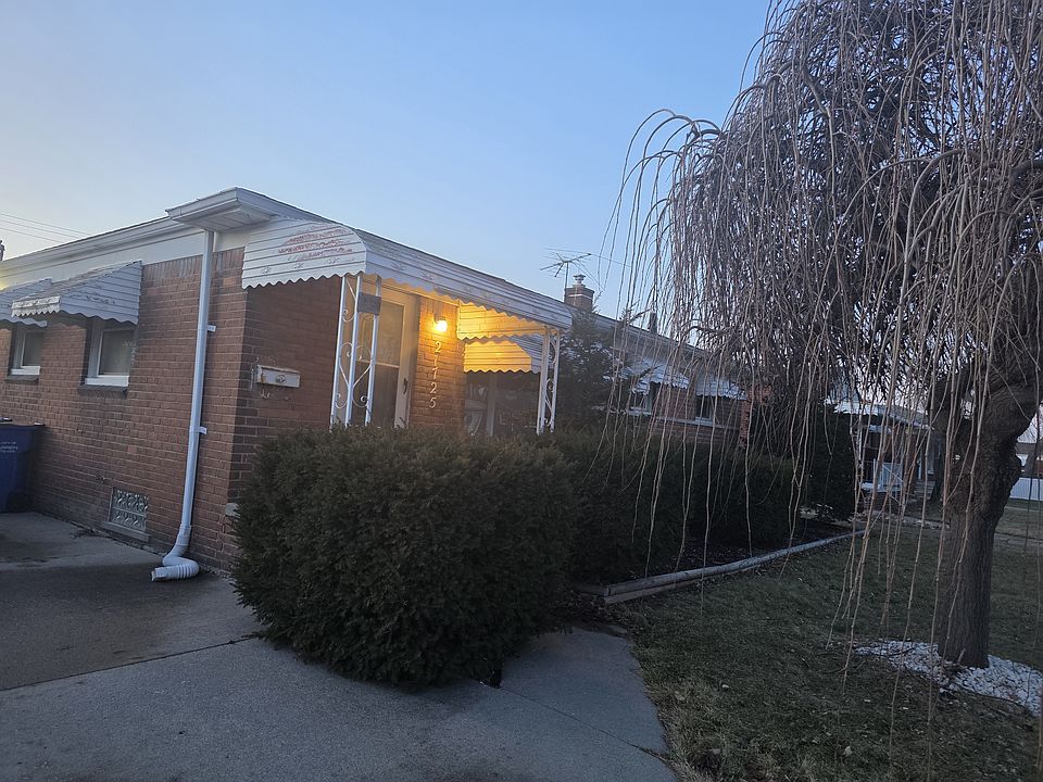 1st image of 21725 Audrey Ave