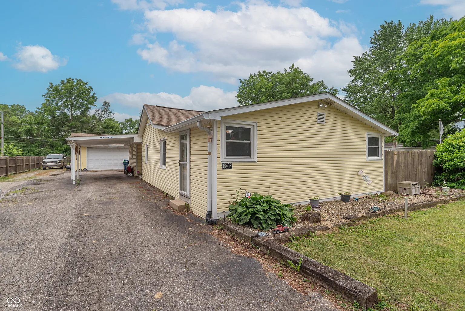 6805 Jackson St photo 1