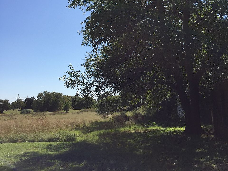 2nd image of 417 W Oklahoma