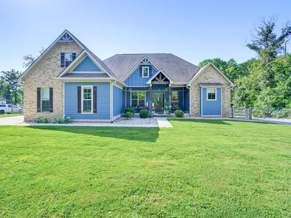 11964 Armstrong Rd, Soddy Daisy, TN 37379