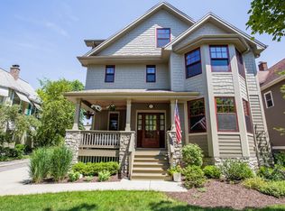 409 S Catherine Ave, La Grange, IL 60525