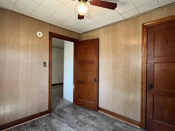 910 1/2 S Adams St, Stillwater, OK 74074