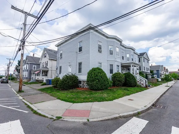 132 Myrtle St Unit 1, Waltham, MA 02453