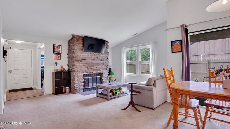 3rd image of 133 Arrow Wood Place