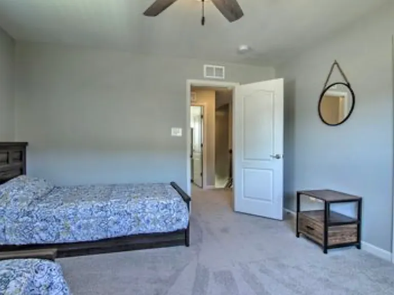 Owls Nest Ln — Photo 17