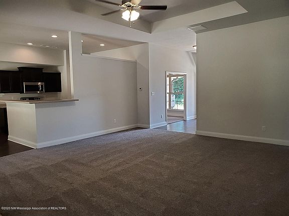 4th image of 9574 Nielsen Dr