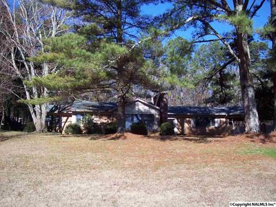 3702 S Broad St, Scottsboro, AL, 35769