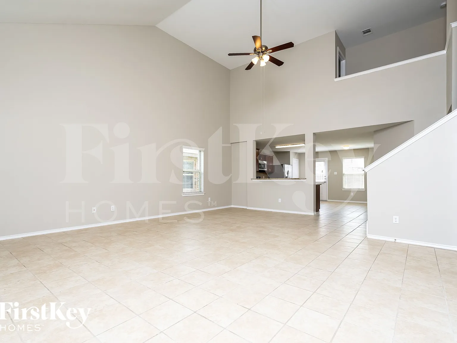 4 bed, 2.5 bath, 2580 sqft, $2,440 — Photo 2