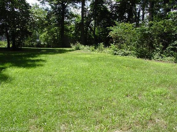4th image of 66991 Winding River Rd