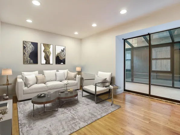 317 West 95th Street image 2 of 10