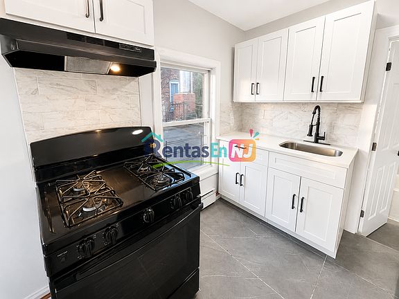5th image of 297 Van Houten St #3RA