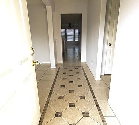 4th image of 18439 Ranch View Trl