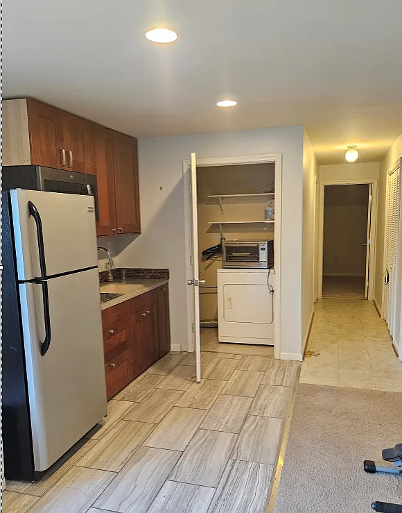 1 bed, 950 sqft, $1,400 — Photo 4