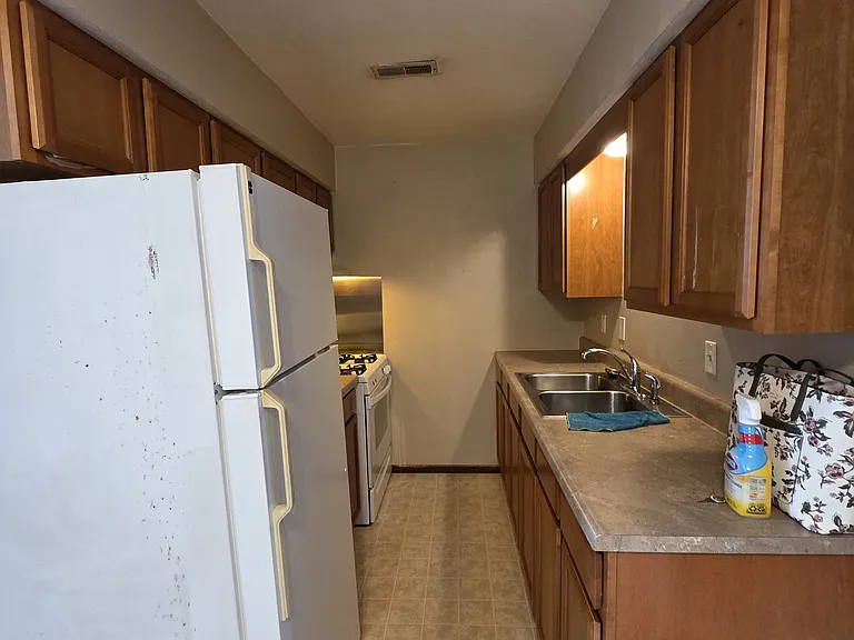 311 Front St #2 — Photo 6