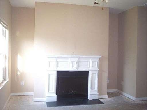 3rd image of 2823 Creek Bottom Ct