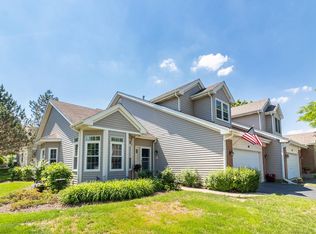 101 Fairfax Cir, Sugar Grove, IL 60554