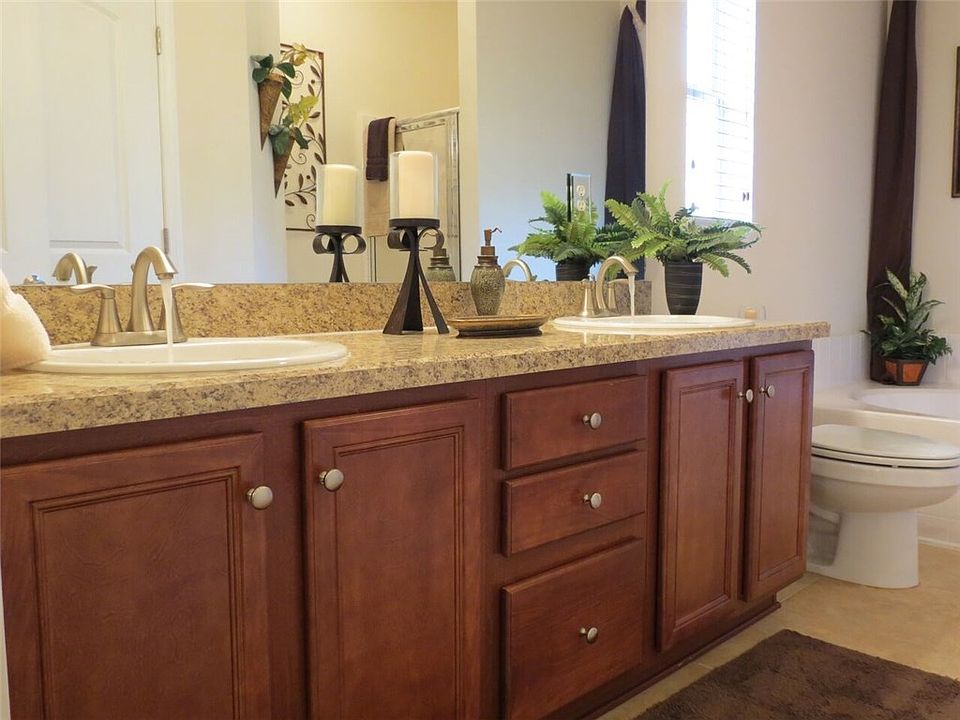 1st image of 1283 Scarlet Oak Cir